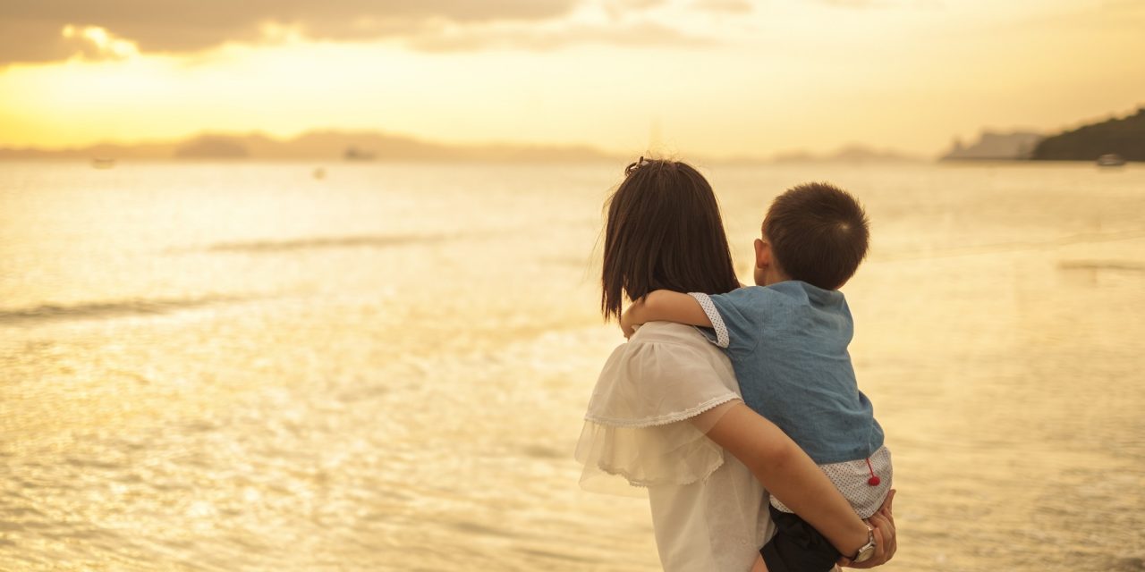 Tips Penting Traveling Ibu Dan Anak Liburan Seru Tanpa Drama