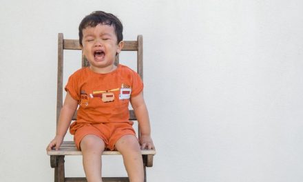 Anak Tantrum Di Mal? Ini Trik Kilat Menenangkannya