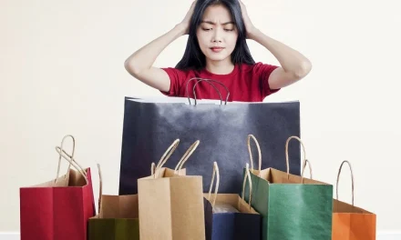 Mengurangi Godaan Belanja Berlebihan